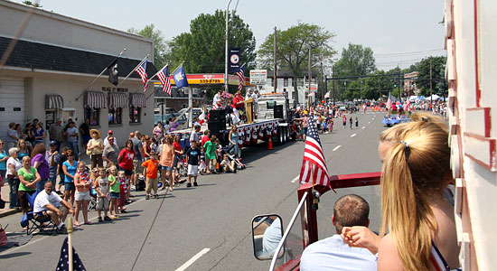 Parade1